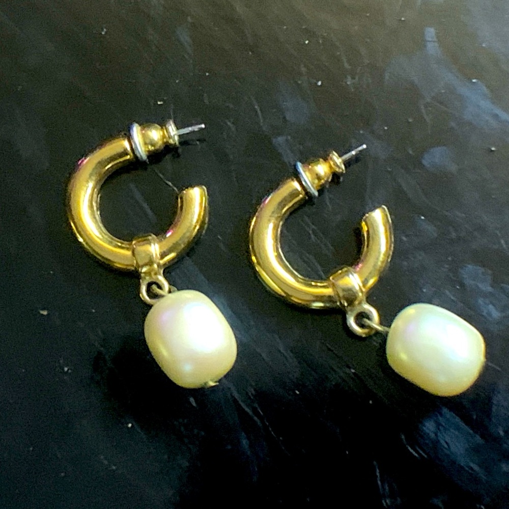 80s drop Pearl Chunky Gold Earrings